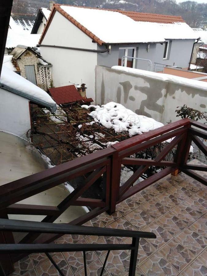 Apartman Vrdnicak Vrdnik Exterior photo